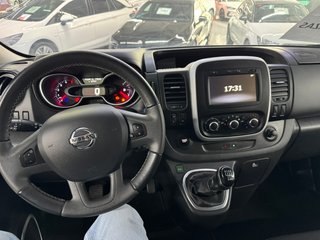 Nissan NV300 2020