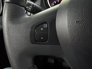 Nissan NV300 2020