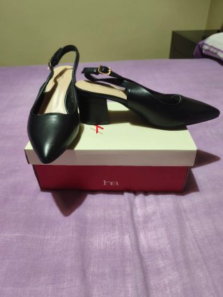 Sandalias de tacón negras