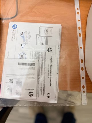 Impresora HP 305XL Roja y Blanca