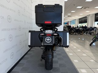 BMW R1250GS Triple Black 2023 · 7.937 km. IVA dedu