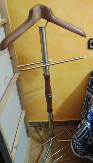 Perchero de pie madera y metal