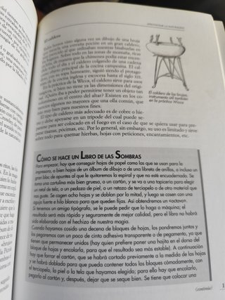 Lote de 2 libros sobre Wicca. Tapa blanda
