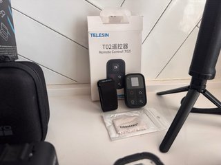 Lote GoPro Hero 10 Black + MediaMod + Accessori