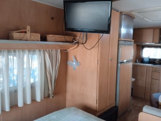 Parcela camping con caravana en Navalon -Valencia