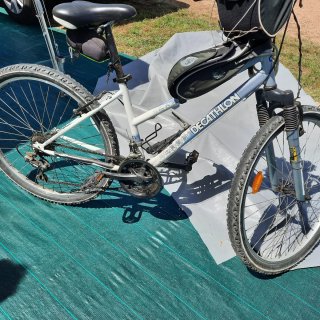 Bicicleta Decathlon B'Twin Blanca