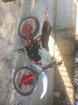 Despiece moto se vende todo lo que se vee