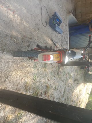 Despiece moto se vende todo lo que se vee