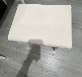 Tocador Ikea Blanco con silla incluida