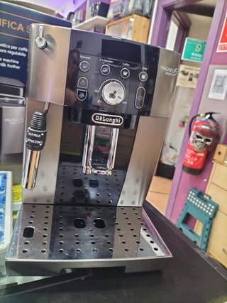 Cafetera DeLonghi Magnifica S Smart