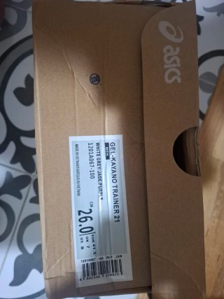 Zapatillas ASICS moradas, turquesa y blancas