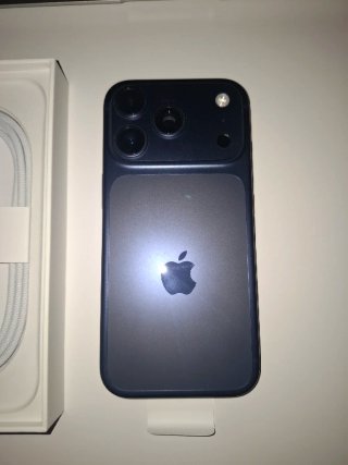 iPhone 17 Pro 256 GB Azul Oscuro