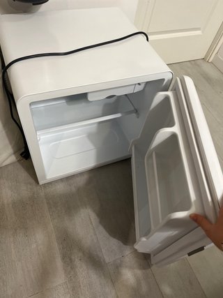 Mini nevera Midea