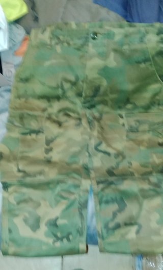 Pantalón militar camuflaje