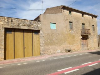 Casa en Belltall: 3 plantas y huerto243 m por plan