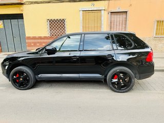 Porsche Cayenne 2004