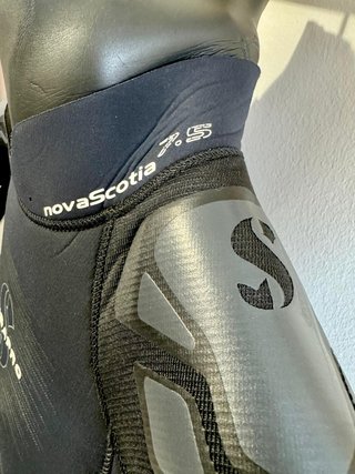 Traje semiseco Scubapro NovaScotia 7.5mm Capucha