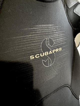 Traje semiseco Scubapro NovaScotia 7.5mm Capucha