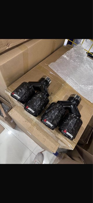 Colas de escape Akrapovic