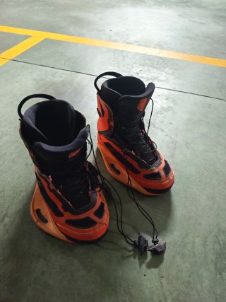 Botas kitesurf o wakeboard