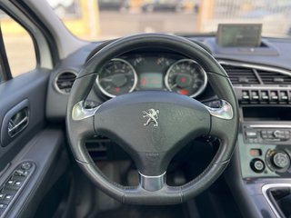 Peugeot 3008 ALLURE / Manual / Gasolina / Año 2016