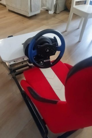 Cockpit Simracing + Thrustmaster T150