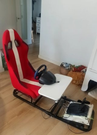 Cockpit Simracing + Thrustmaster T150