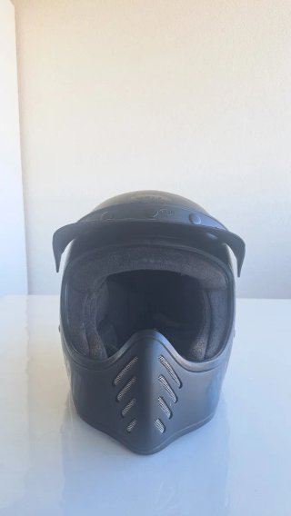 Casco Bell Moto III Negro talla S scrambler