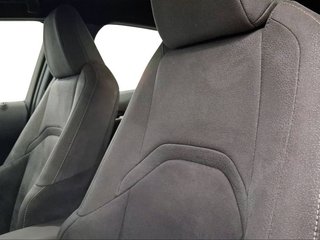 Lexus UX 2.0 250h Business