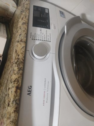 Lavadora AEG 6000 , frigorífico y cherlon