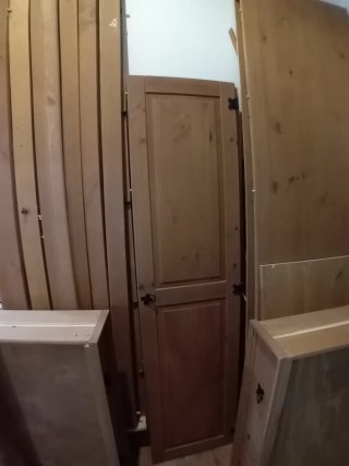 Armario de madera