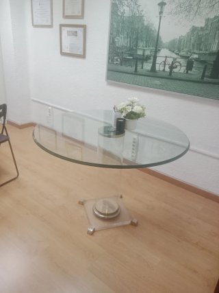 Mesa redonda cristal y metal