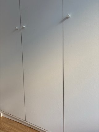 Armario IKEA KLEPPSTAD 3 puertas blanco