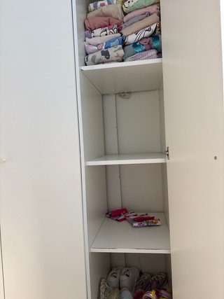 Armario IKEA KLEPPSTAD 3 puertas blanco