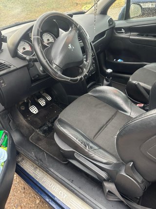 Peugeot 207 2006