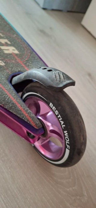 Patinete Bestial Wolf Booster edicion limitada