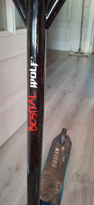Patinete Bestial Wolf Booster edicion limitada