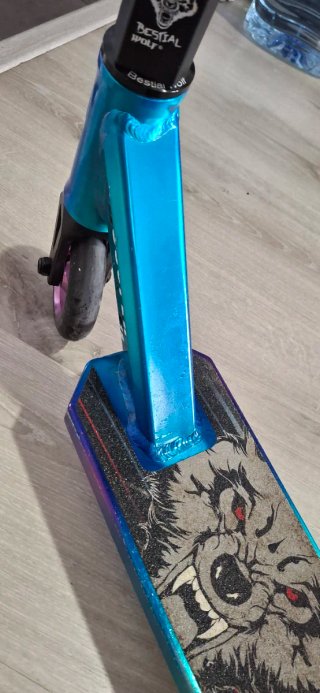Patinete Bestial Wolf Booster edicion limitada