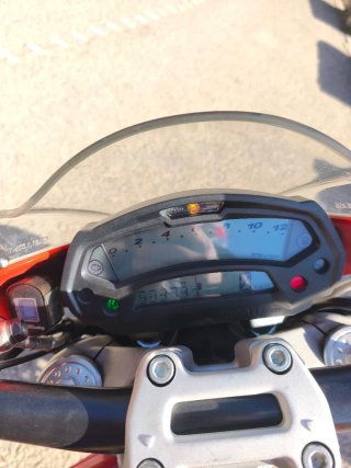 Ducati Monster 796 ABS (A2) Roja