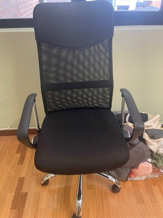 Sillas oficina ergonómicas como nuevas (5 und)