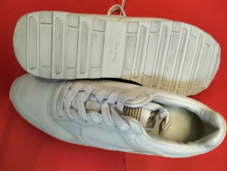 Scarpe ginniche Bershka bianche nuove.