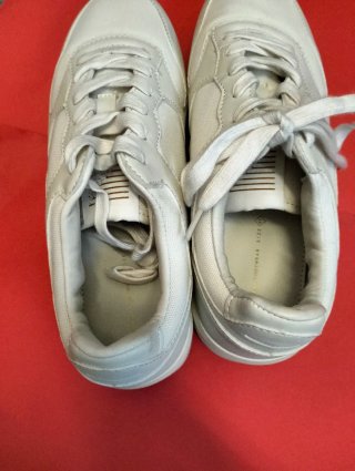 Scarpe ginniche Bershka bianche nuove.