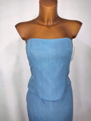 Vestido de fiesta azul. En dos piezas.