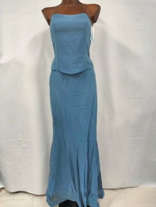 Vestido de fiesta azul. En dos piezas.