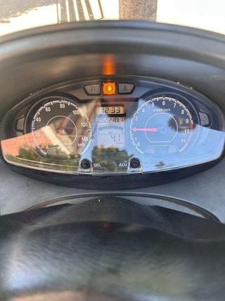 Suzuki Burgman 125cc Maxi Scooter
