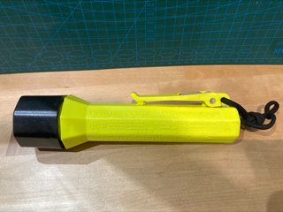 Linterna Pelican Super SabreLite Submersible