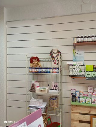 Estanterías para escaparate para tienda o oficina