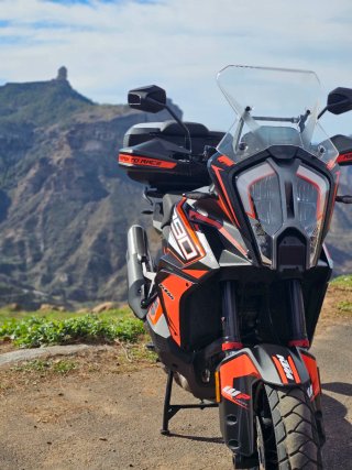 KTM 1290 Super Adventure Negra/Naranja