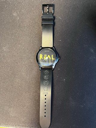 Reloj Gucci Timeless G Real Negro Amarillo