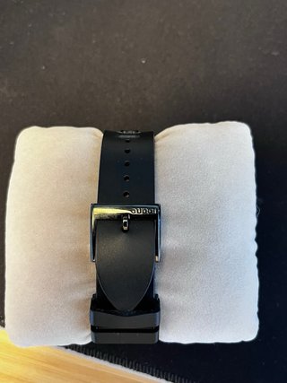 Reloj Gucci Timeless G Real Negro Amarillo